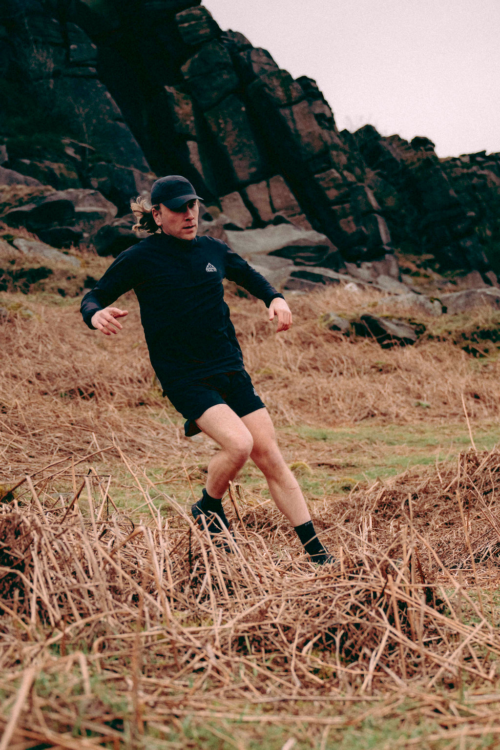 MEN'S 7" RUNNING 2-IN-1 SHORTS