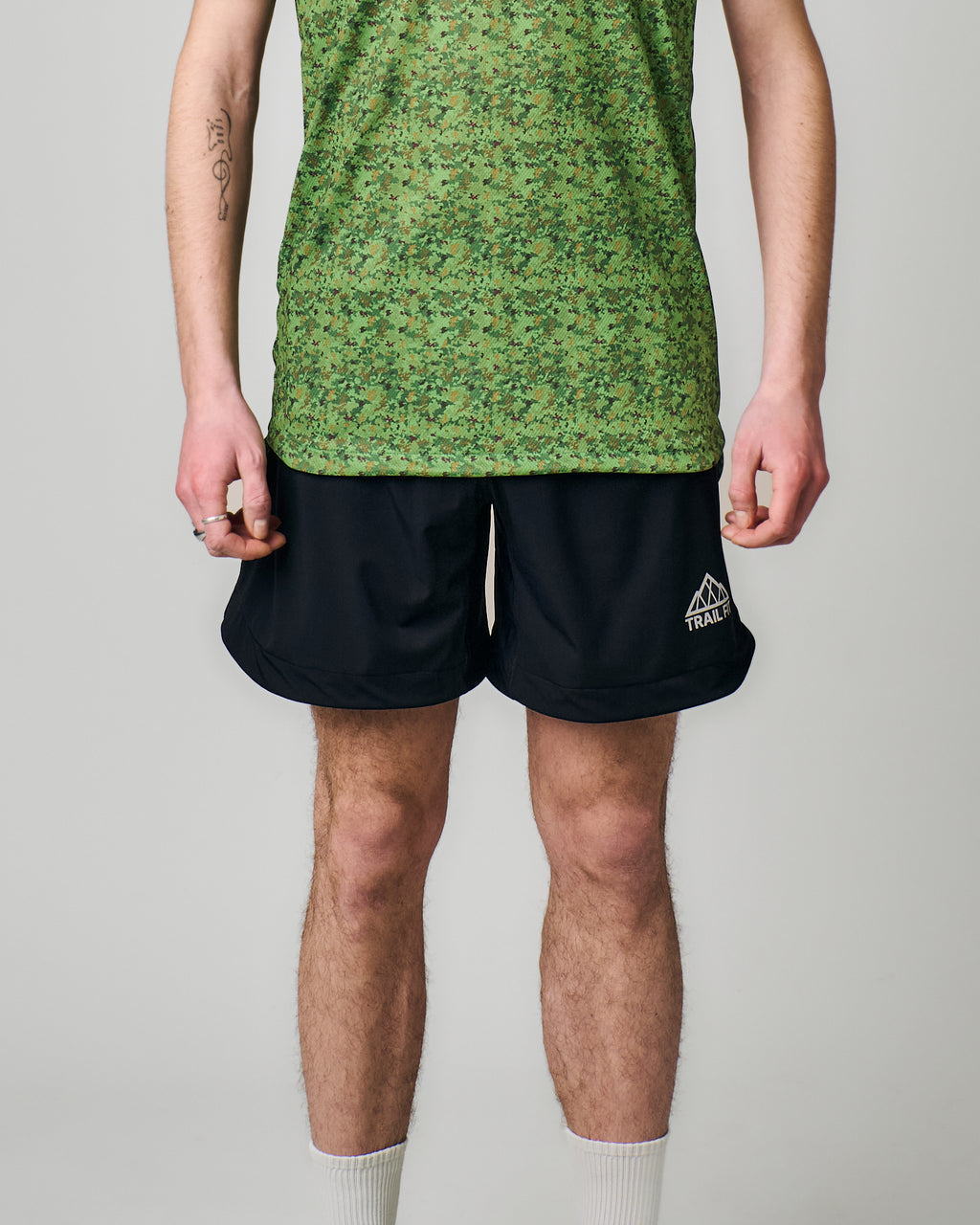MEN'S 7" RUNNING 2-IN-1 SHORTS