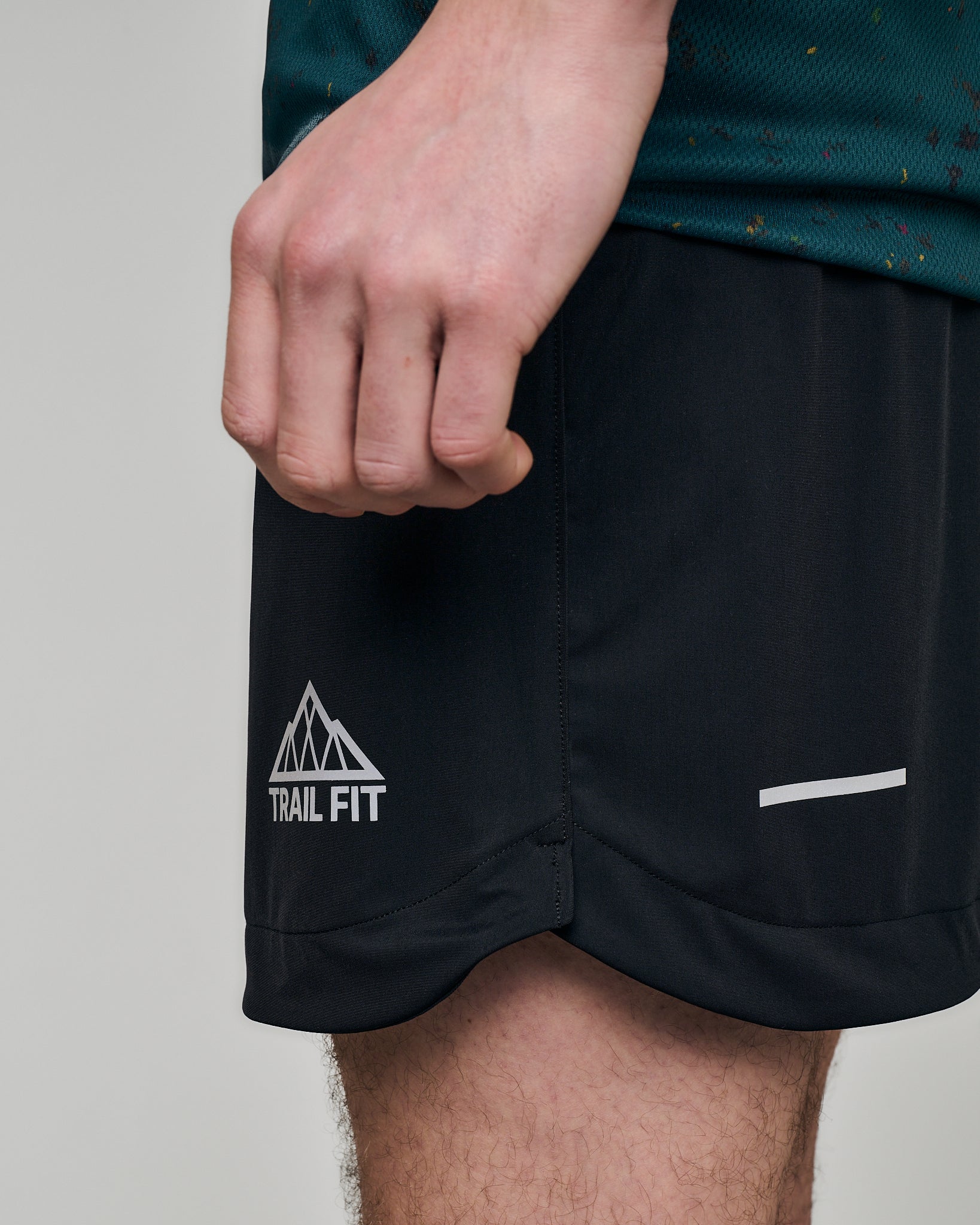 MEN'S 7" RUNNING 2-IN-1 SHORTS